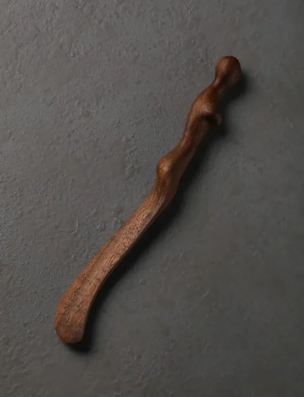 Walnut Figure Spreader